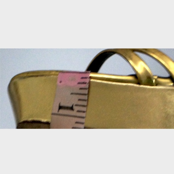 Liliana wedges size 8 color gold - Picture 11 of 11